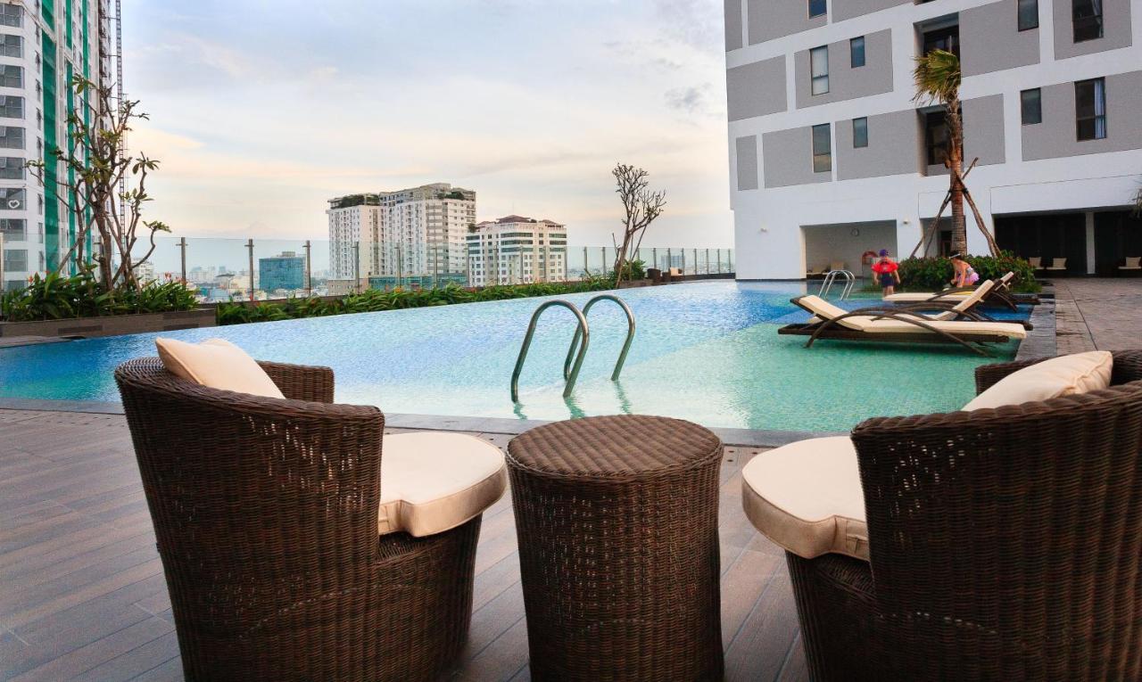River Gate Building - Le Meridien Pool & Gym Ho Chi Minh-staden Exteriör bild