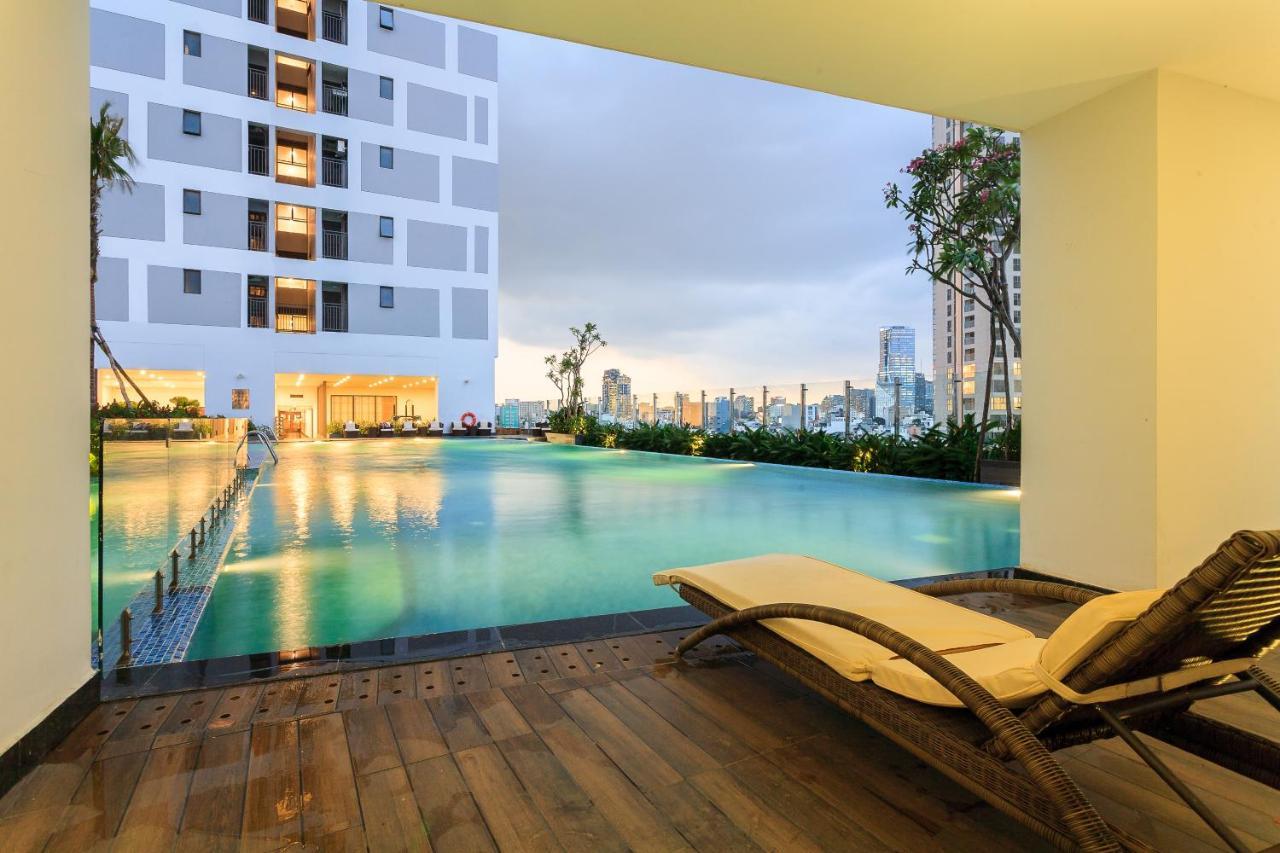 River Gate Building - Le Meridien Pool & Gym Ho Chi Minh-staden Exteriör bild
